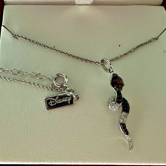 Disney Villains Jafar Necklace- Helzberg Diamonds